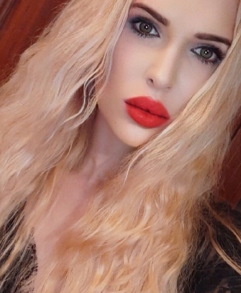Живу в Москве и готова погрузиться с тобой в мир наслаждения и разврата. 💋
У меня есть все, чтобы сделать нашу встречу незабываемой: фото, отзывы и самые смелые фантазии. Я готова подарить тебе нежность, расслабление и новые эмоции. ⭐️
Мои услуги разнообразны и удовлетворят самые скрытые потребности: классический секс, оральные ласки, эротический массаж или жаркий стриптиз - выбирай, что тебе по вкусу. Со мной ты окунешься в безумное сексуальное приключение. 🔥
Не откладывай свое наслаждение на завтра, звони мне прямо сейчас и получи полный релакс! 💫 Светлана